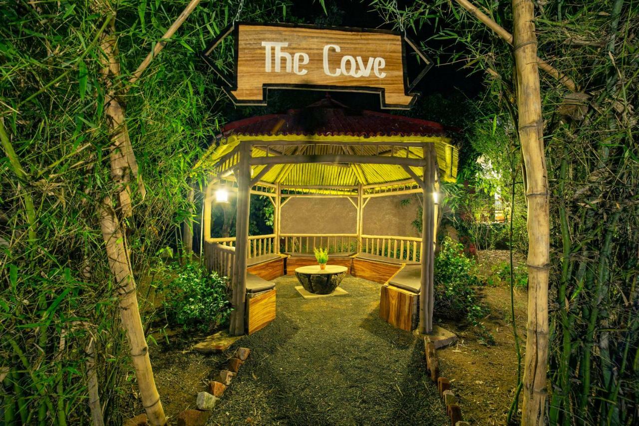 Lemon Tree Wildlife Resort, Bandhavgarh Tāla 外观 照片